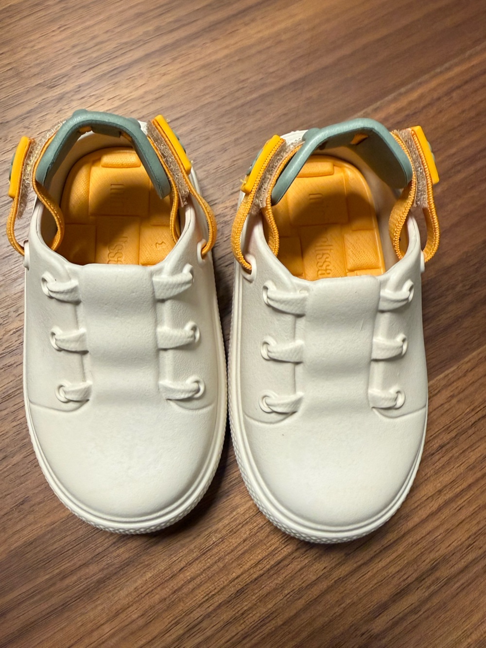 Mini Melissa White Kids Sneakers with Yellow and Light Blue Accents